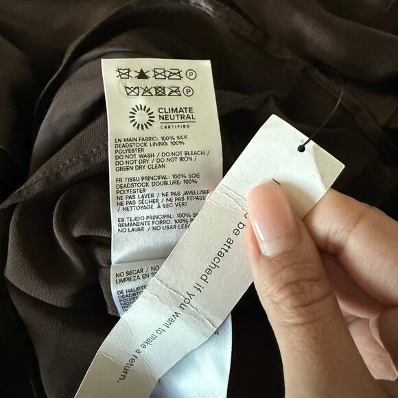 New Reformation Hera Silk Top - Picture 4 of 5